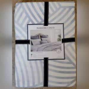 Madame Coco 100% Cotton Pique Blue And White Set- Single Size